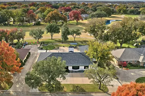 7071 Serrano Dr, Fort Worth, TX 76126