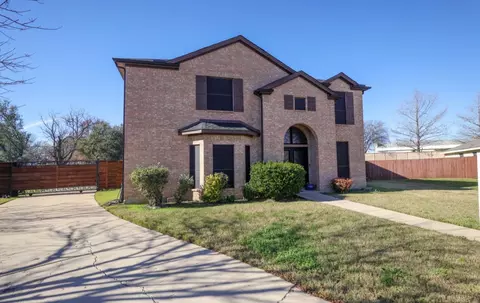 1713 Farmington Dr, Mansfield, TX 76063
