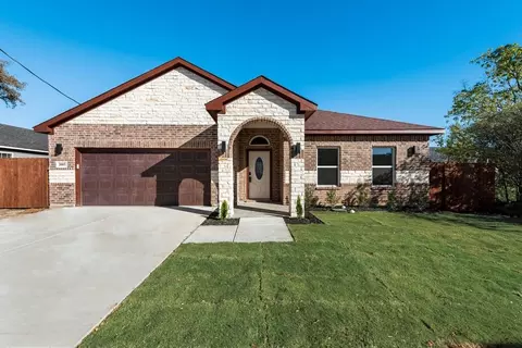 2005 Edmonia Ct, Fort Worth, TX 76105