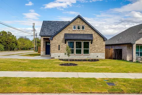 2522 29th St, Fort Worth, TX 76106