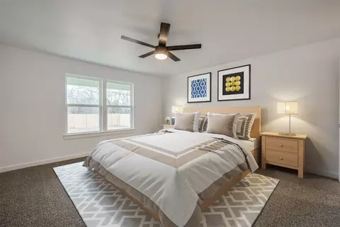 Bedroom - 203 Thomas St, Terrell, TX 75160 photo 1 of 3