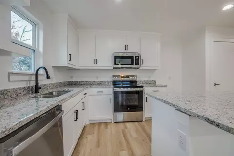 Kitchen - 203 Thomas St, Terrell, TX 75160 photo 1 of 2
