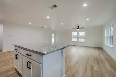 Living - 203 Thomas St, Terrell, TX 75160 photo 3 of 3