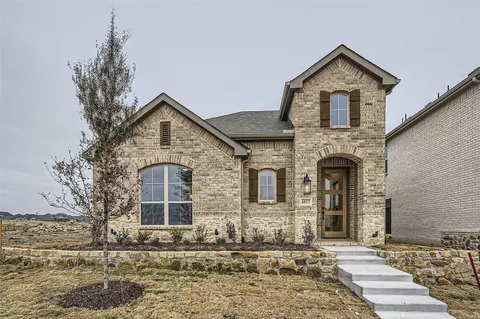 6037 Davis Knl, Fort Worth, TX 76126