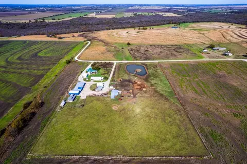 1078 Baker Rd, Pilot Point, TX 76258 photo 5