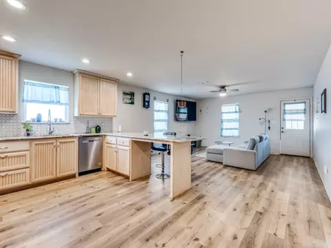 1078 Baker Rd, Pilot Point, TX 76258 photo 12