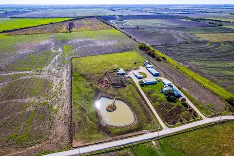 1078 Baker Rd, Pilot Point, TX 76258 photo 3