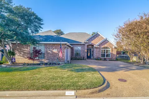 111 Freedom Ct, Rockwall, TX 75032