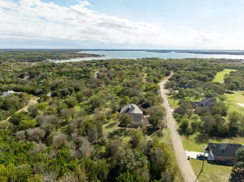 17124 Trailwood Dr, Whitney, TX 76692