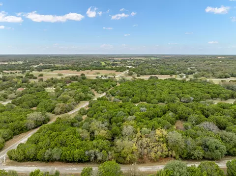 18088 Forrest Dr, Whitney, TX 76692