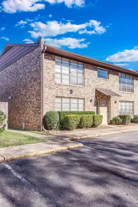 1820 E Kings Hwy #247, Shreveport, LA 71105