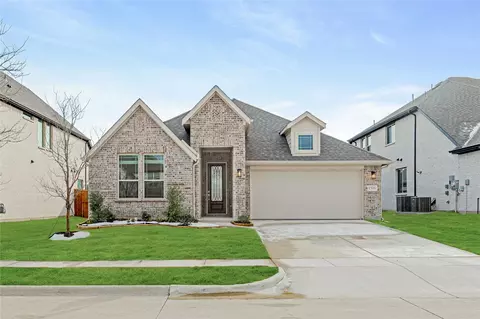1516 Hutton Branch Ct, Aubrey, TX 76227