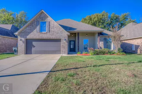 1104 Eli Connor Dr, Bossier City, LA 71112