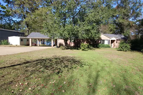 10080 Plum Point Rd, Oil City, LA 71061