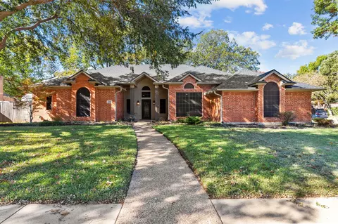 1106 Oak Valley Dr, Keller, TX 76248
