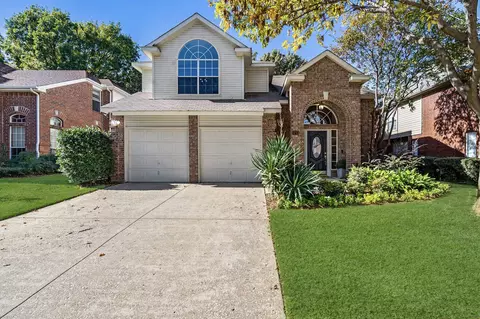 1711 Foxchase Ln, Grapevine, TX 76051