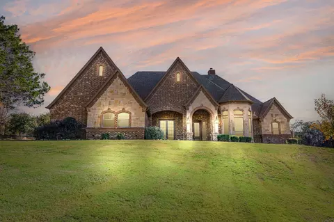 9801 Leaping Buck Pt, Fort Worth, TX 76126