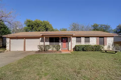 538 Tarrant Ave, Burleson, TX 76028