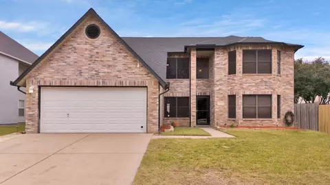 2211 Capstan Dr, Arlington, TX 76002