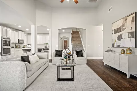 11728 Wax Myrtle Trl, Fort Worth, TX 76108