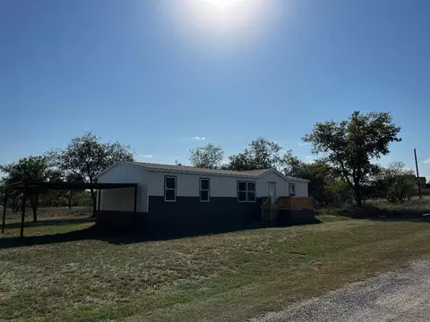 134 Buck Ct, Runaway Bay, TX 76426