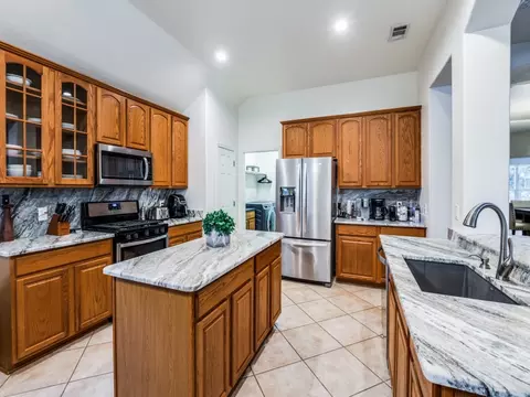 416 Dartmoor Dr, Celina, TX 75009