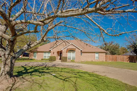 15651 Regian Dr, Lindale, TX 75771