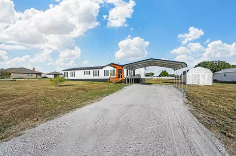 10913 Everest Dr, Venus, TX 76084