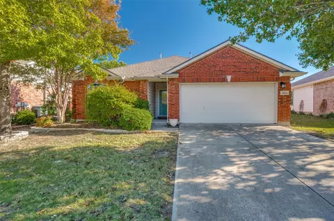 1008 Campbell Dr, Mckinney, TX 75071