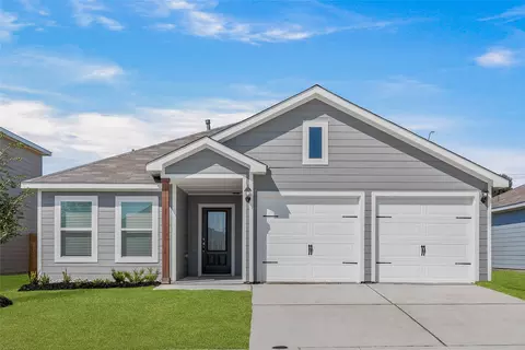 912 Crimson Wolf Rd, Fort Worth, TX 76108