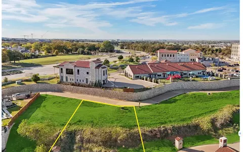 32 Catalonia Dr, Westlake, TX 76262