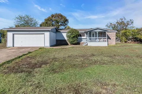 356 Darrell Rd, Roanoke, TX 76262