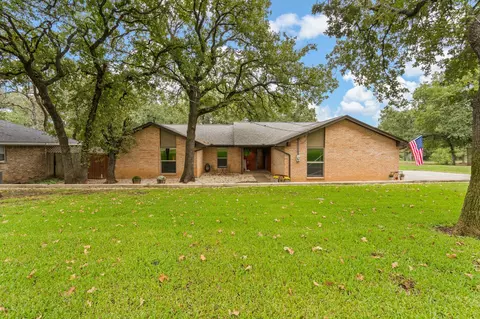 1205 Caddo Peak Trl, Joshua, TX 76058