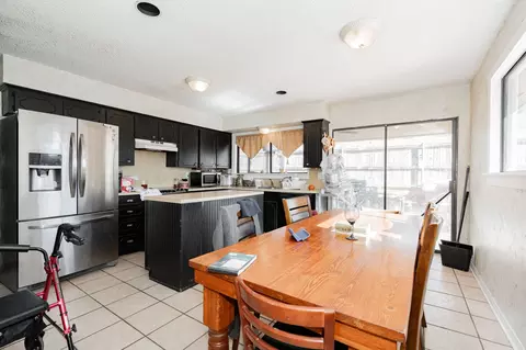 Kitchen - 1802 Westgate Dr, Terrell, TX 75160 photo 4 of 5