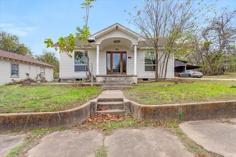 816 W Shepherd St, Denison, TX 75020