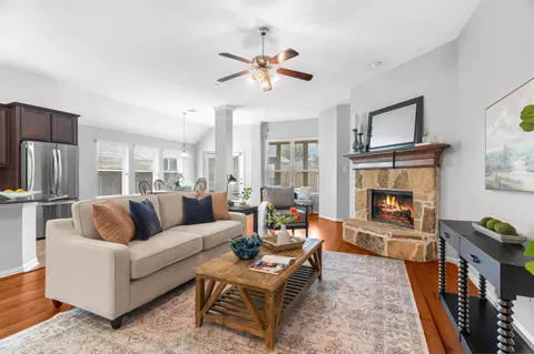 321 Turnstone Dr, Little Elm, TX 75068