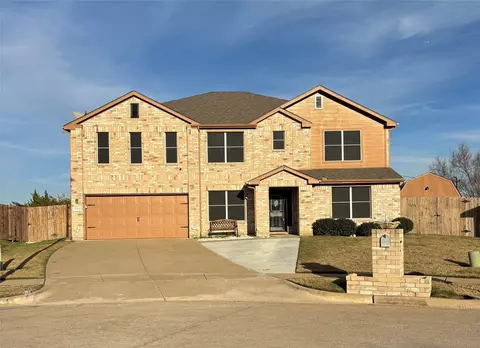 5324 Cameron Dr, Grand Prairie, TX 75052