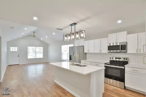 1406 Anson Ave, Abilene, TX 79601 photo 3