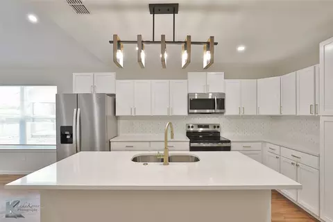 1406 Anson Ave, Abilene, TX 79601 photo 4