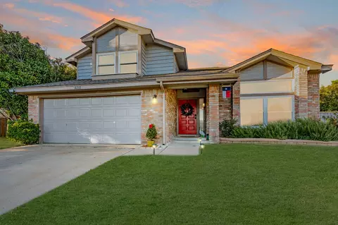 6101 Ridge Top Ln, Garland, TX 75043