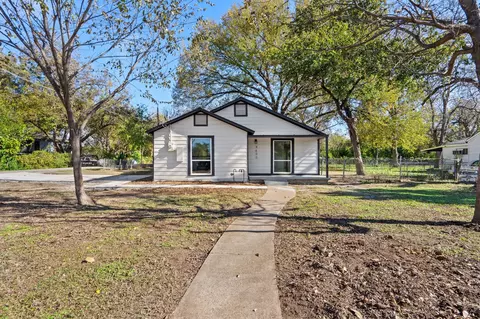 4600 Cranfill Dr, Dallas, TX 75216