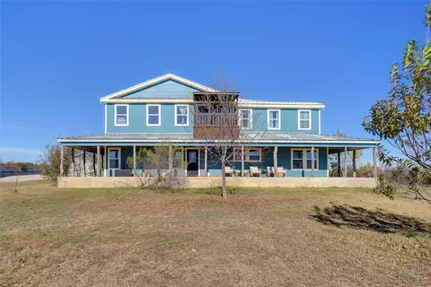 925 Leatherwood Ln, Poolville, TX 76487