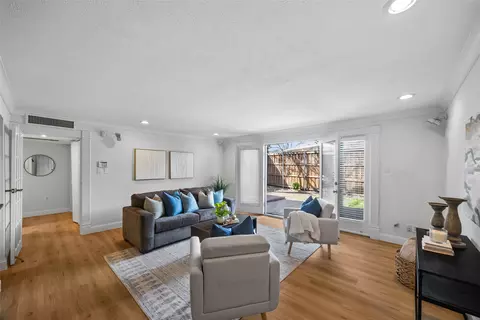 5911 E University Blvd #105, Dallas, TX 75206