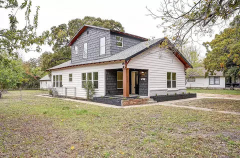 503 Colonial St, Fort Worth, TX 76111