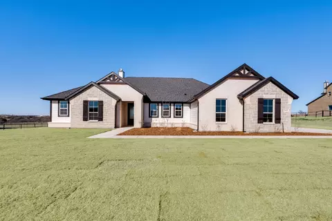 143 Steppes Ct, Decatur, TX 76234