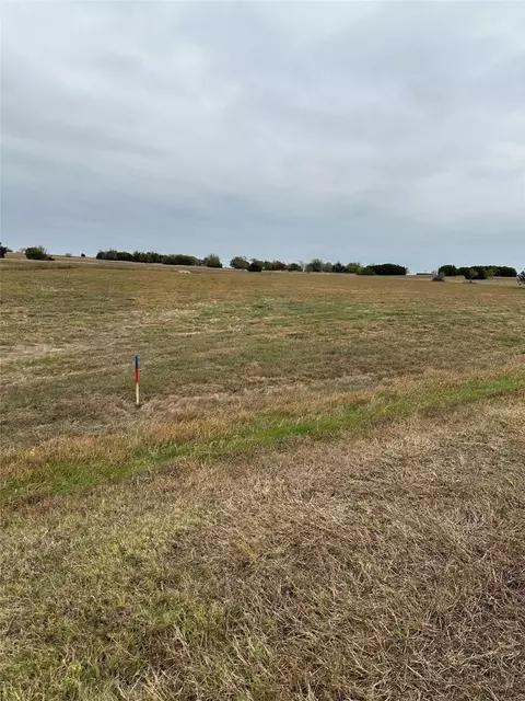 7609 Muirfield Dr, Cleburne, TX 76033