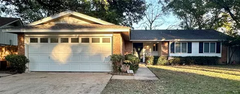 413 Buffalo Dr, Arlington, TX 76013