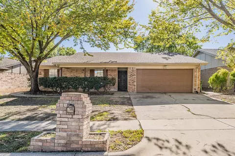 6456 High Lawn Ter, Watauga, TX 76148