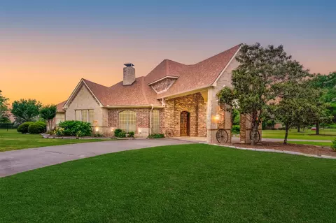 2230 Arrowhead Ct, Rockwall, TX 75032