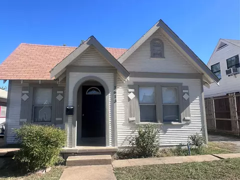3613 S Adams St, Fort Worth, TX 76110